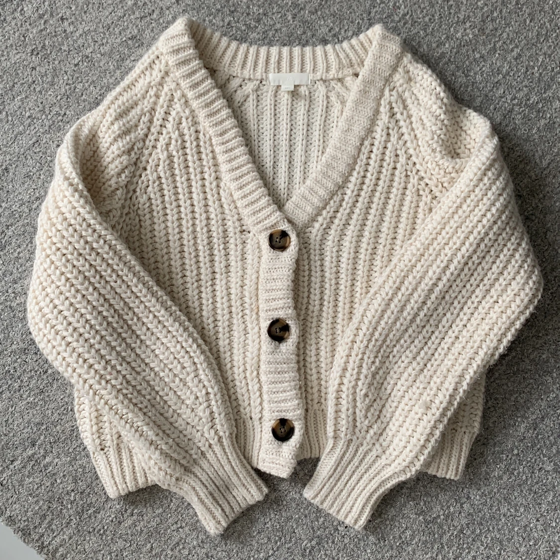 Snygg Stickad vit kofta - 91