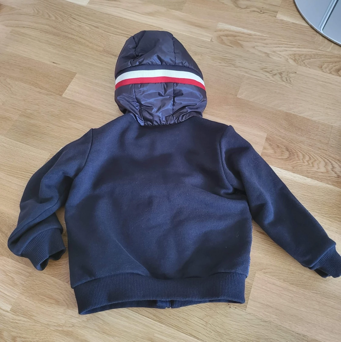 Moncler jacka storlek 92 - 90