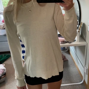 Basic tröja - Säljer denna basic tröja från HM.