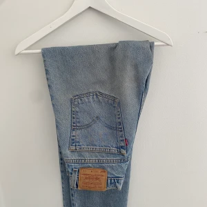 Levisjeans 550 - Säljer mina Levis jeans! Magisk tvätt. Perfekt för folk som är ca. 165-175 👏🏽💓