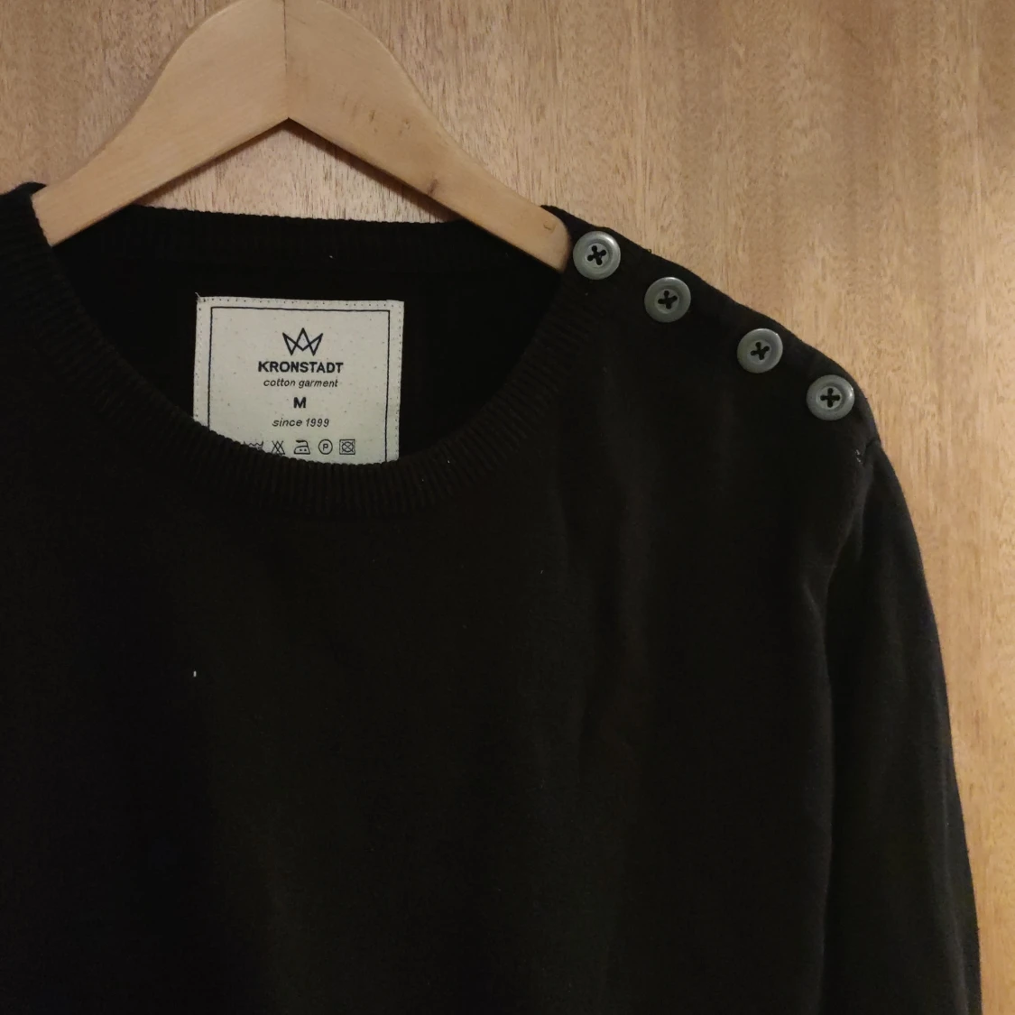 svart sweatshirt M - 91