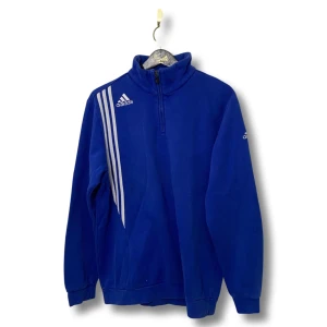 Vintage Adidas 1/4 Zip Sweatshirt - vintage adidas 1/4 zip-up sweatshirt. storlek XL. bra skick.