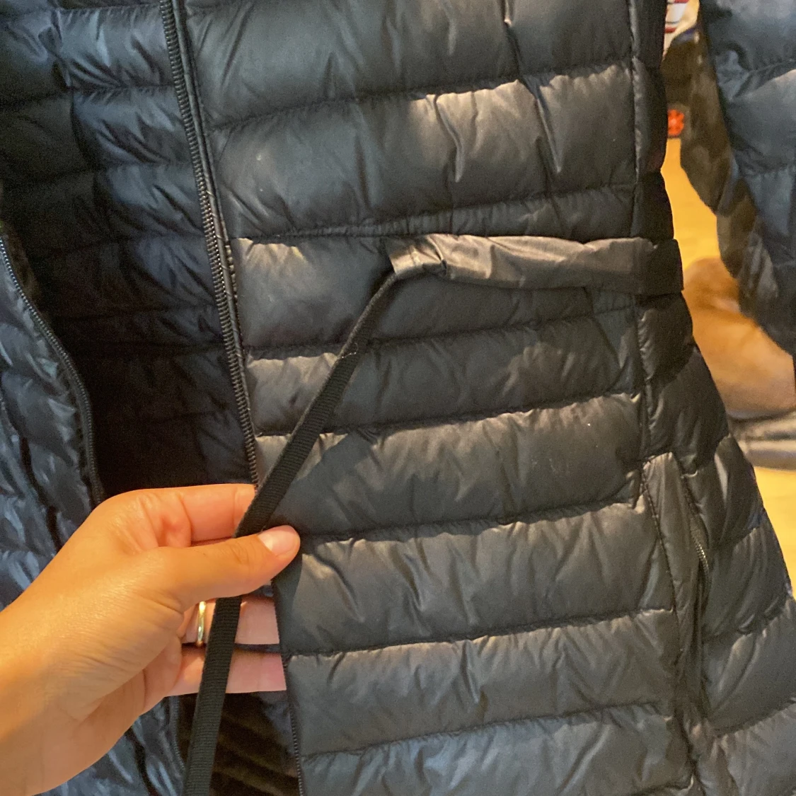 Moncler jacka  - 90