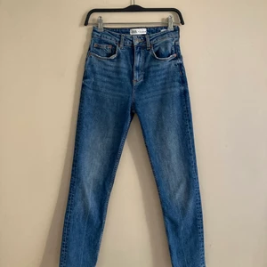 Jeans  - The 90’s Zara blue slim jeans 