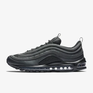 Nike - Säljer mina Nike air Max 97 som jag köpte för ungefär 2 år sedan. Dom ser ganska nya ut och är i bra skick. Köpte dom för 1500 så säljer dom för 600 om det ör många intresserade startar jag en budgivning.