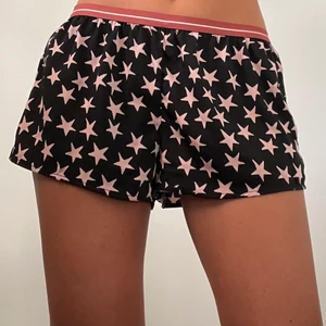 Love Stories shorts - Love stories X HM shorts strl S 🌟