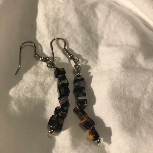 Öronhängen  - ❤️Bra skick och oanvända❤️