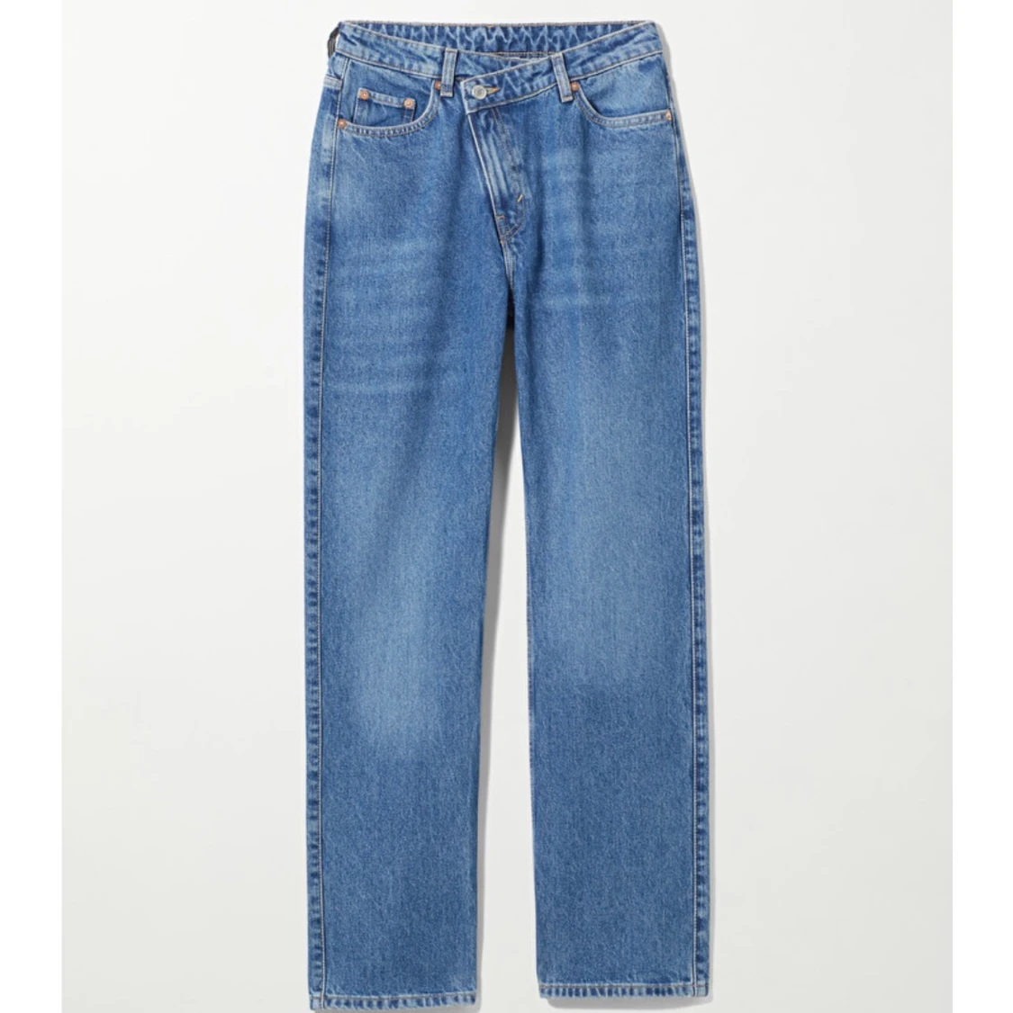 Weekday - Skew High Crossover Jeans, W29