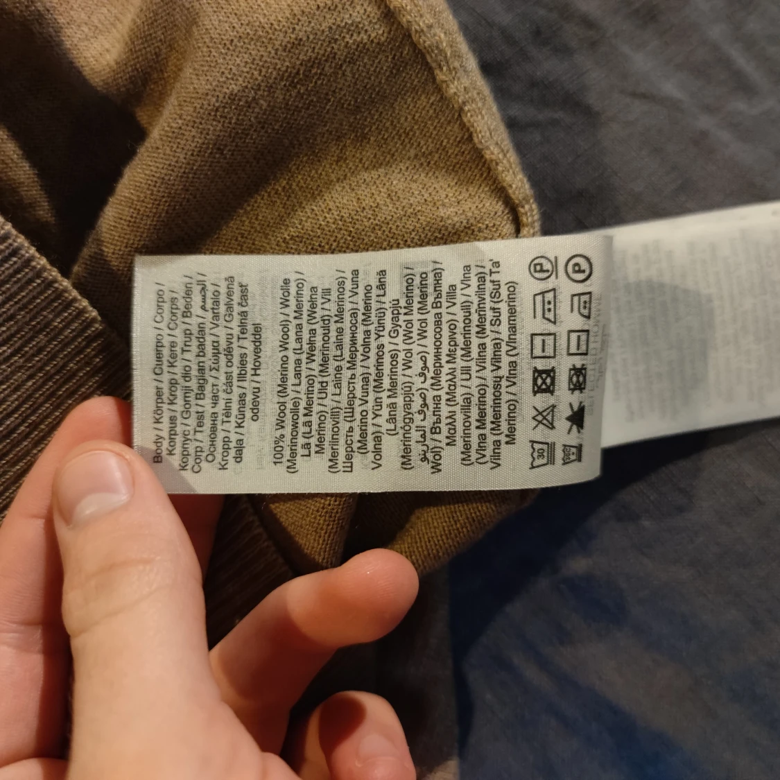 Stickad tröja, 100% ull - 91