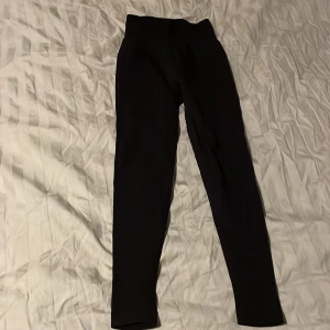 Ribbade träningsbyxor  - Ribbade träningsbyxor