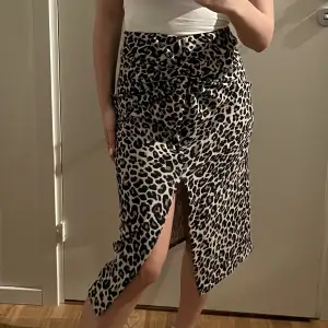 Midi skirt for pull&bear, size S