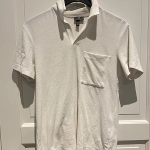 Frotté piké  - Vit Frotté piké, använd fåtal gånger.