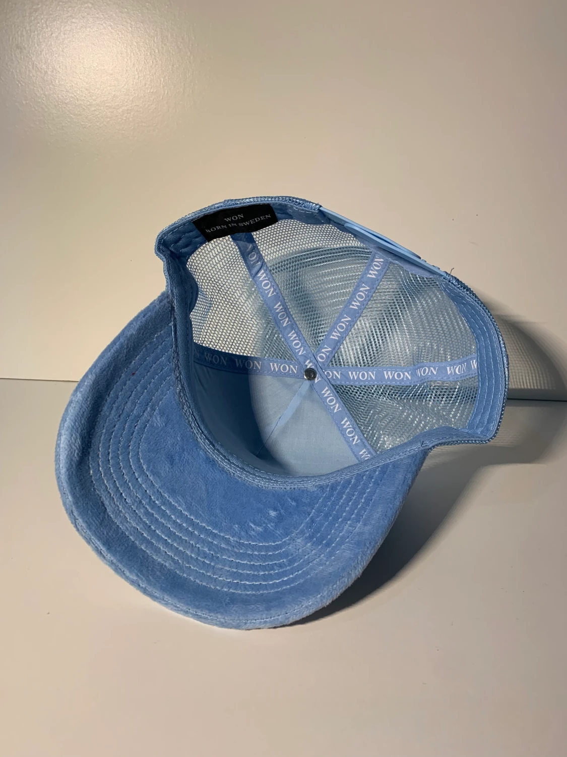 Exklusiv velvet keps - 90