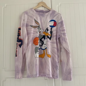 Tommy hillfigger X space jam longsleeve  - Tommy jeans X space jam longsleeve