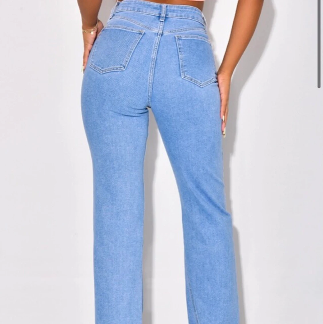 Skit snygga jeans med vida ben!   - 90