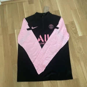 Psg  - Hej, säljer min psg dress Xl,L. 