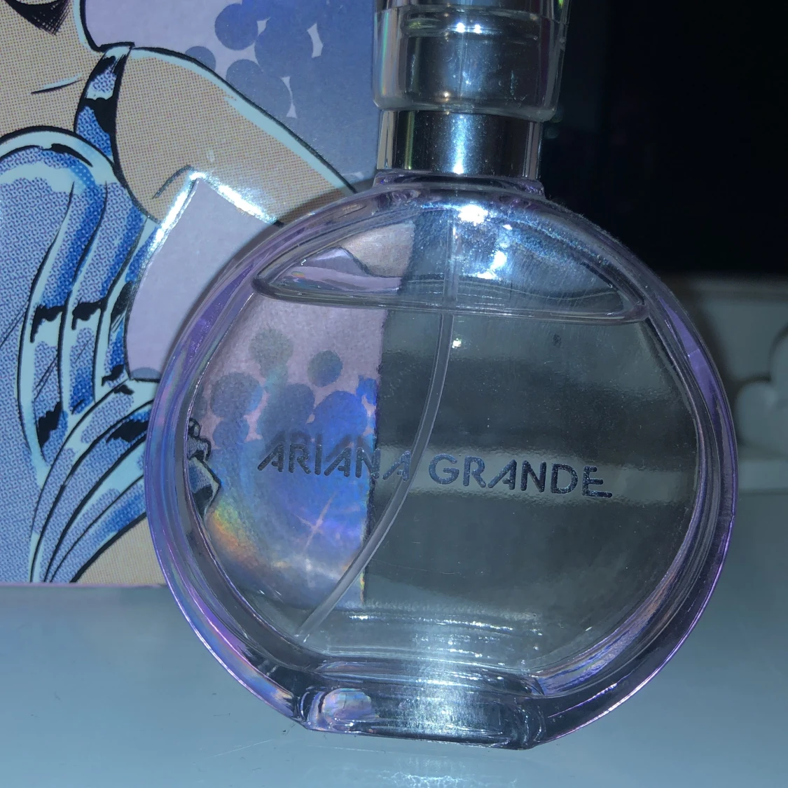 R.E.M Ariana grande parfym  - 90