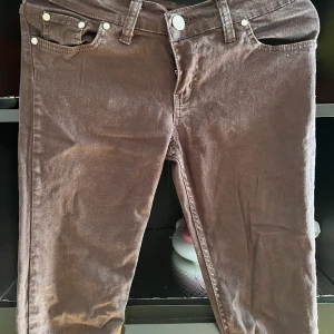 Brun jeans - Har inte använt den så mycket