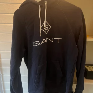 Gant storlek M - Packet pris 500kr 