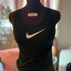 Nike linne  - Träningslinne, oanvänd 