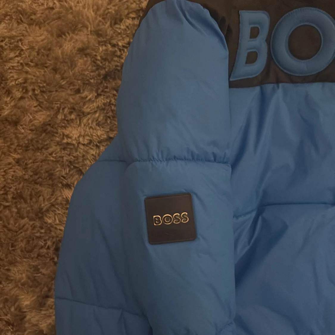 Blå pufferjacka från BOSS - 2