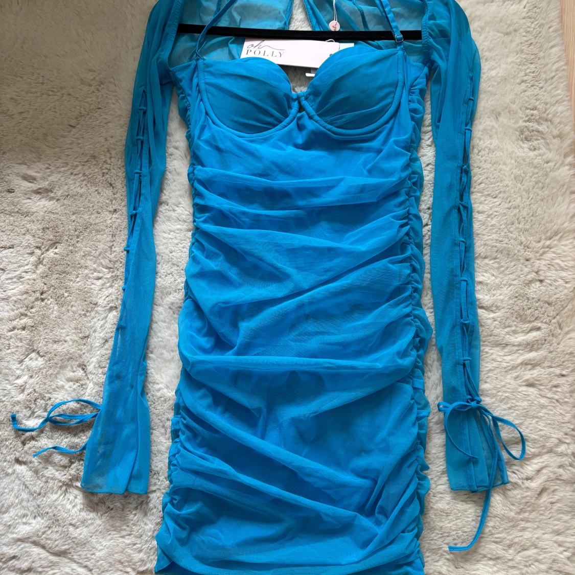 Blå klänning från Oh Polly