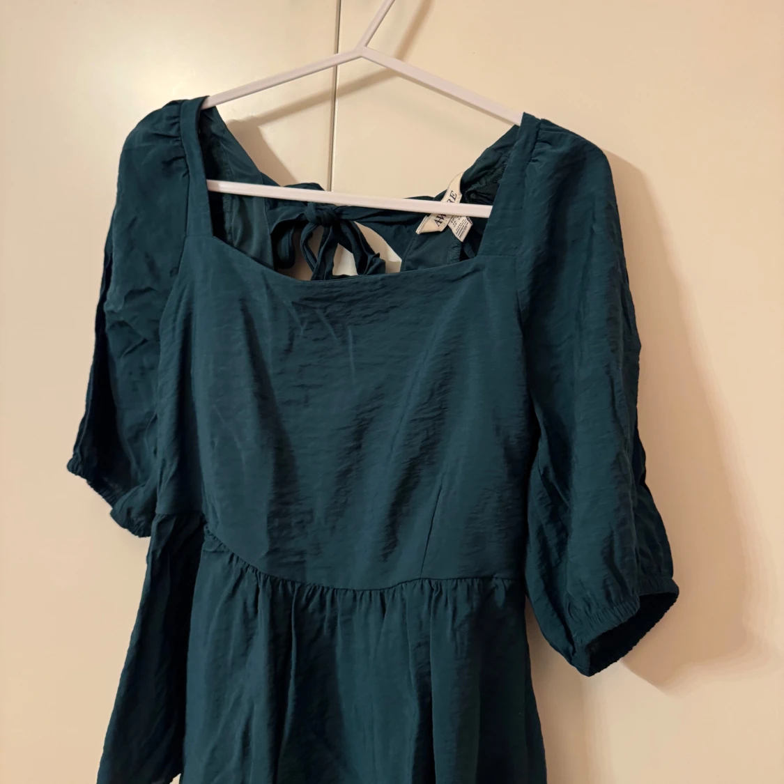 Mörkgrön topp med knyt - 1