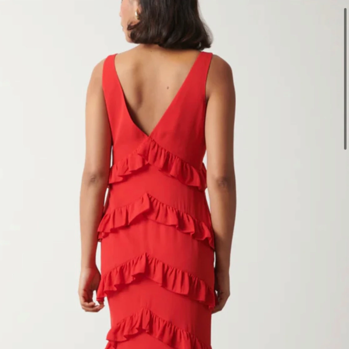 Röd balklänning med volanger - 2