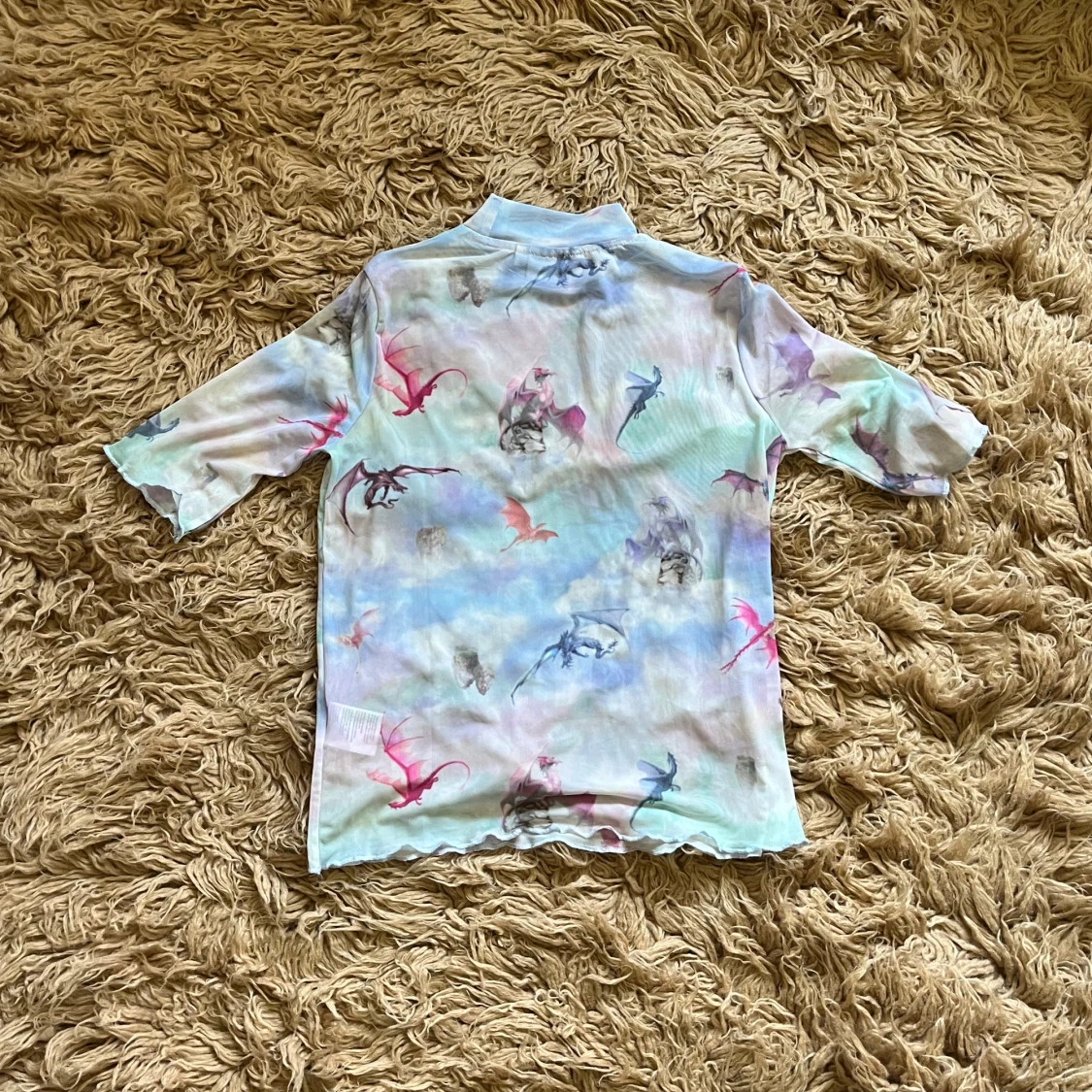 Meshtröja med drakmönster - 1