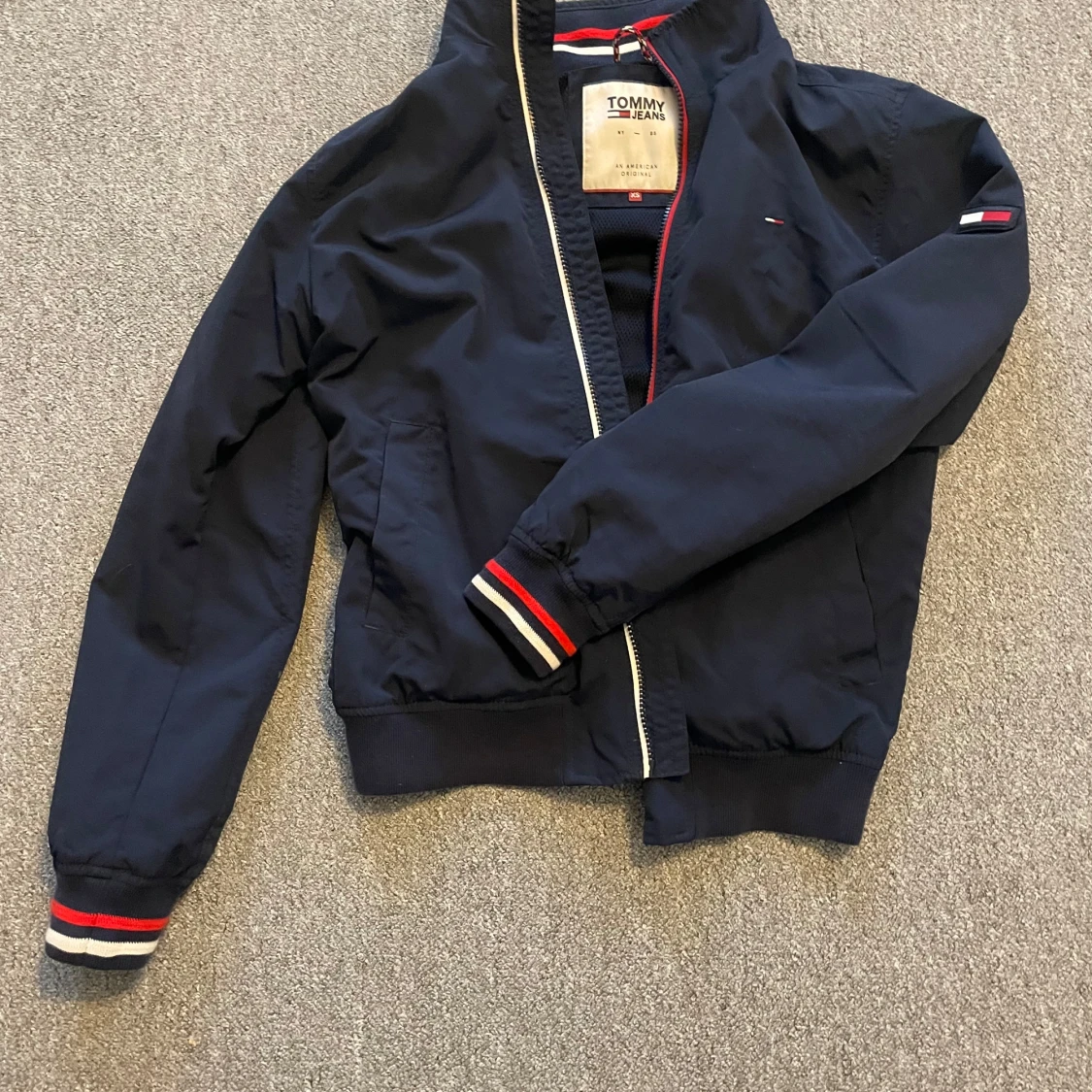 Mörkblå jacka från Tommy Hilfigher