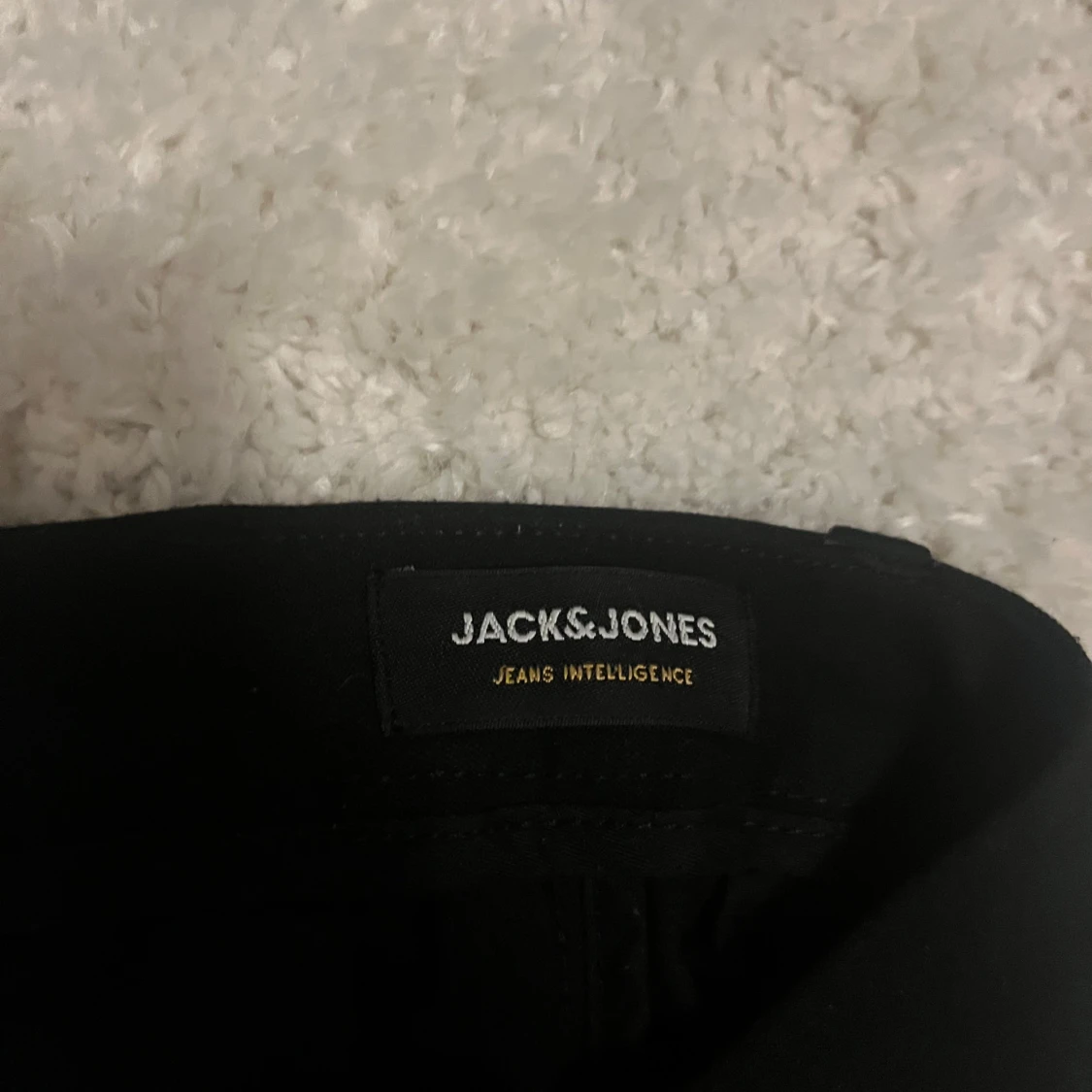 Svarta kostymbyxor från Jack & Jones 33/32 - 2