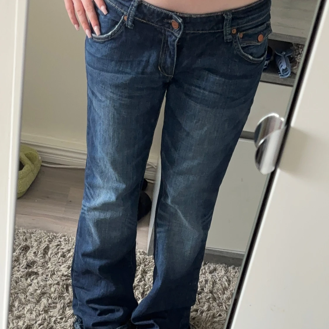 Blå bootcut jeans med låg midja - 1