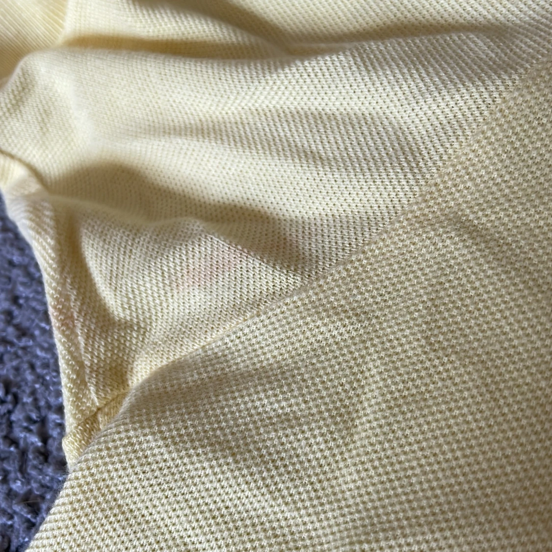 Gul pikétröja från Lacoste, M - 4