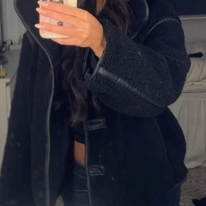 Vinterjacka h&m - Säljer min vinterjacka från h&m då jag inte längre använder den 💓💓