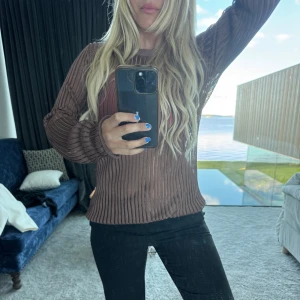 Topp  - Brun topp från hm i storlek m alla lappar kvar