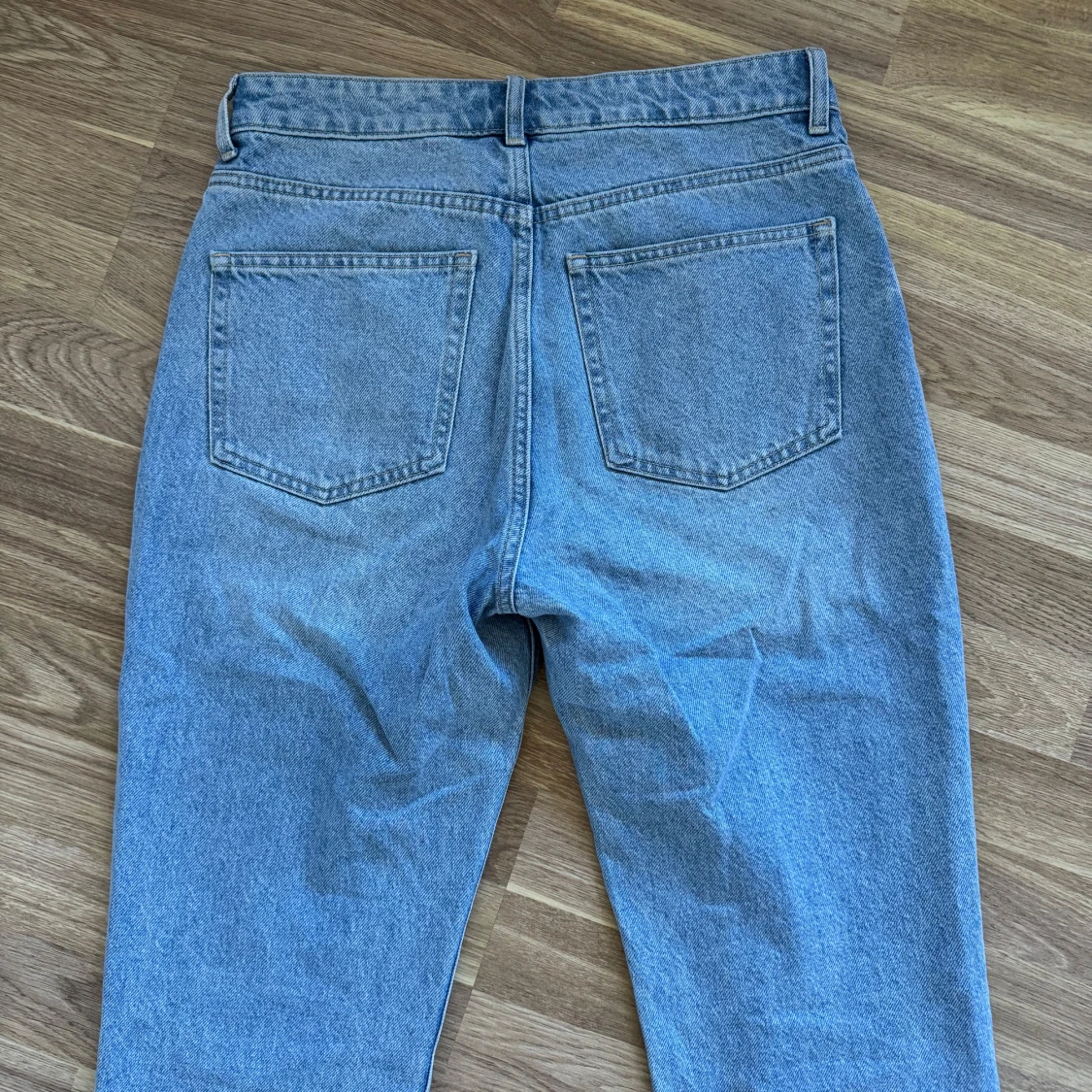 Blå raka jeans från H&M, strl 40 - 1