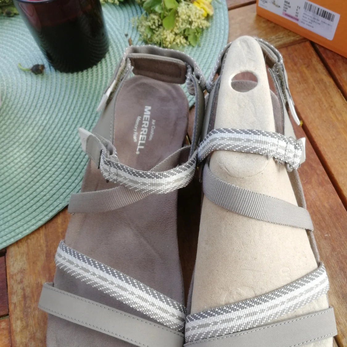 Grå sandaler från Merrell strl 42 - 1