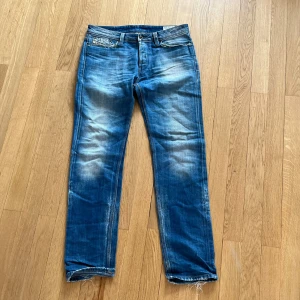 Diesel jeans - Ett par sjukt feta diesel jeans med en sjukt fet wash. Modell: keever, vid frågor eller funderingar är det bara att skriva