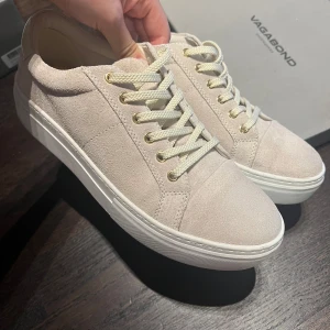 Sneakers - Använt få gånger