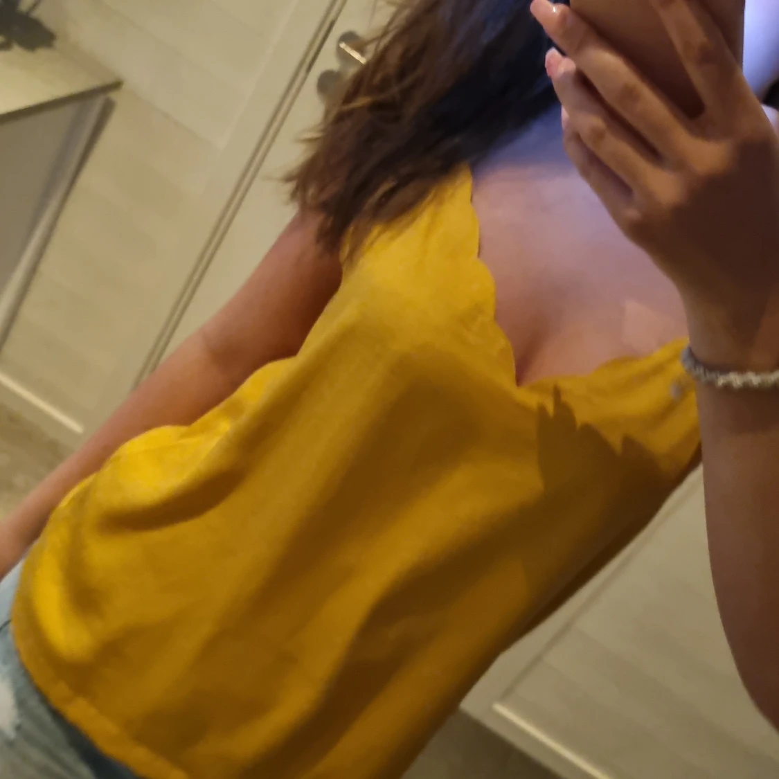 Gul linnetopp från ONLY