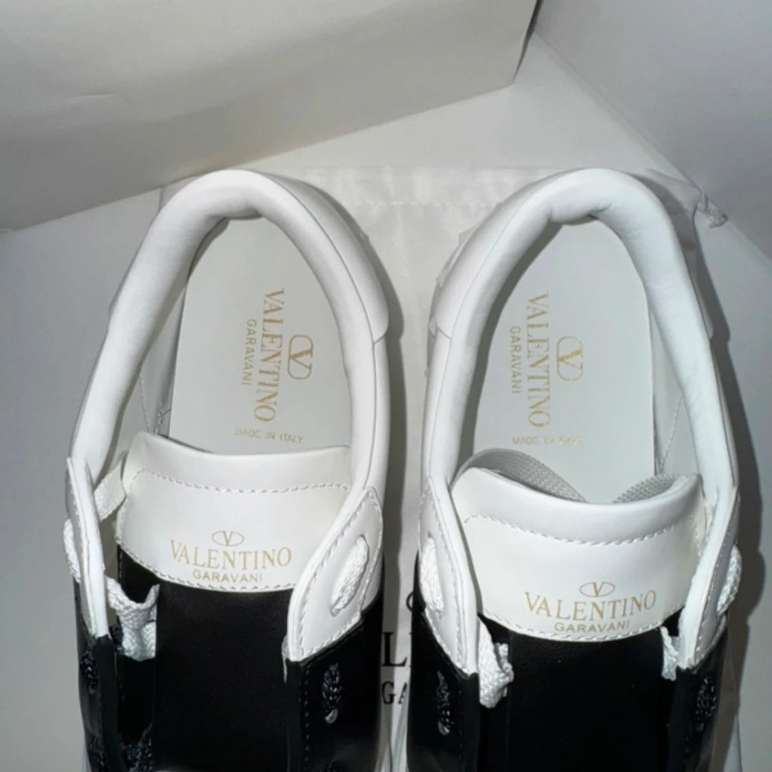 Valentino Garavani calfskin open sneaker - 2