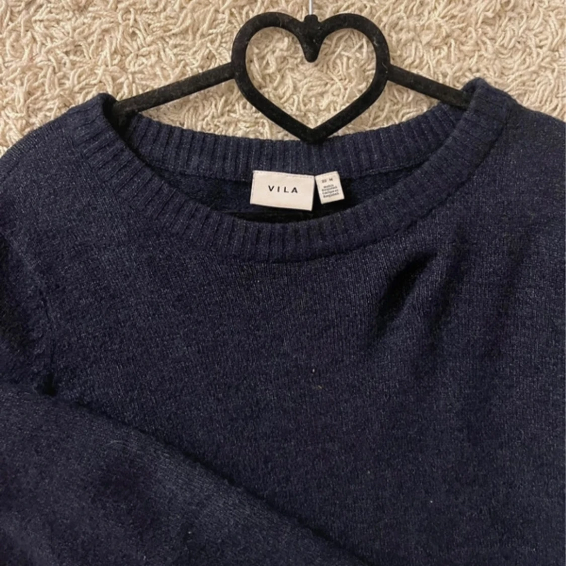 Vila marinblå stickad - 1