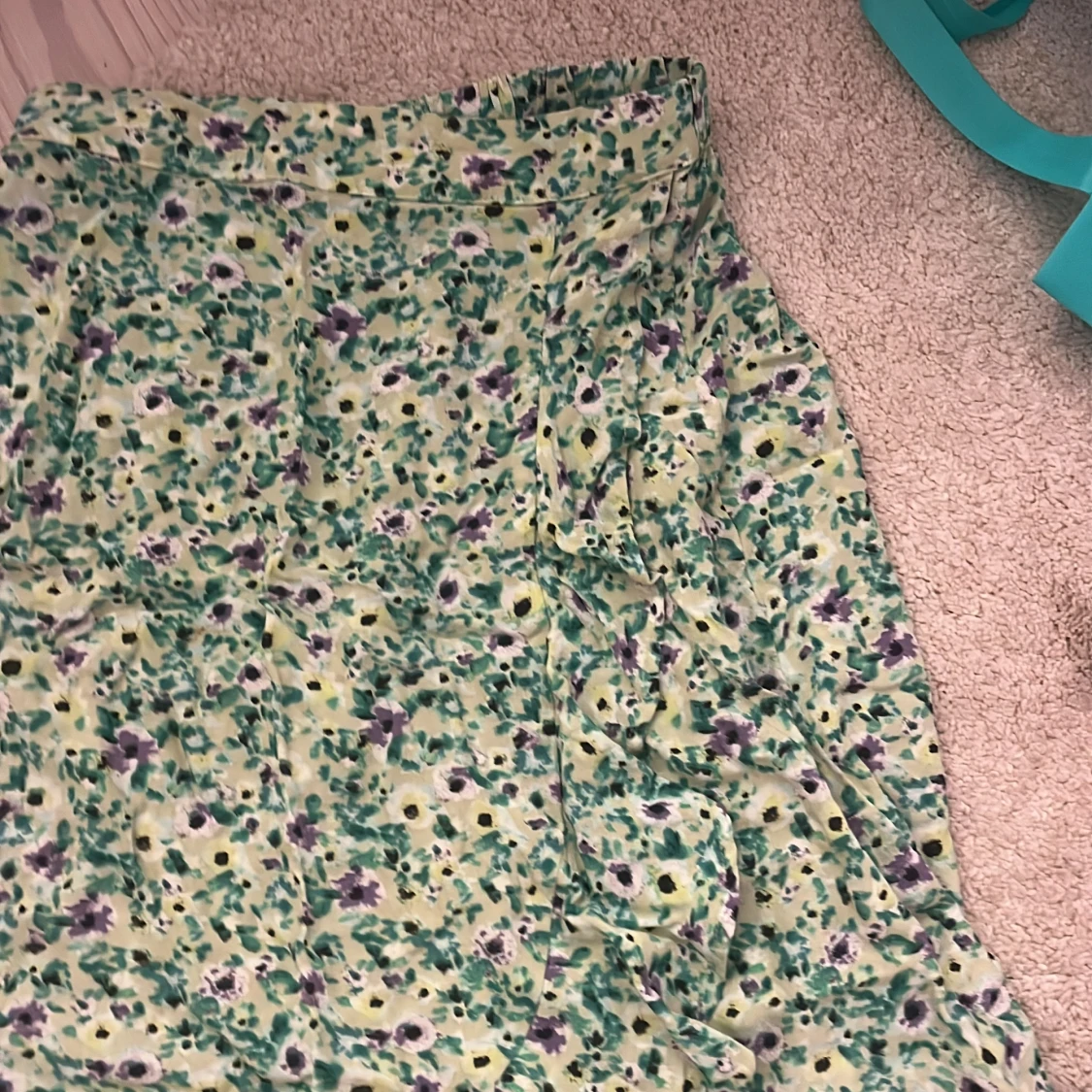 Blommig långkjol 💚💛