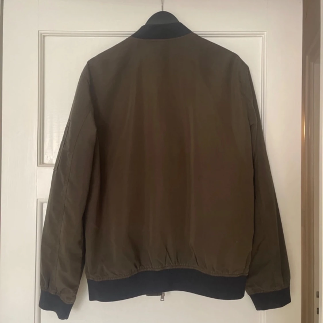 Olivgrön bomberjacka från Celio* - 1