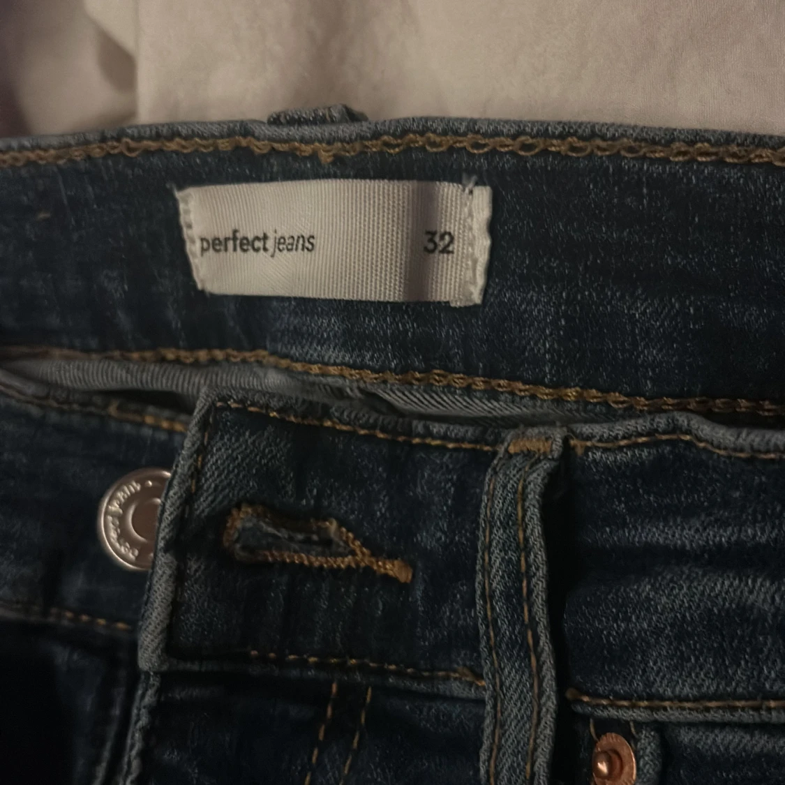 Mörkblå bootcut jeans från Perfect Jeans - 2