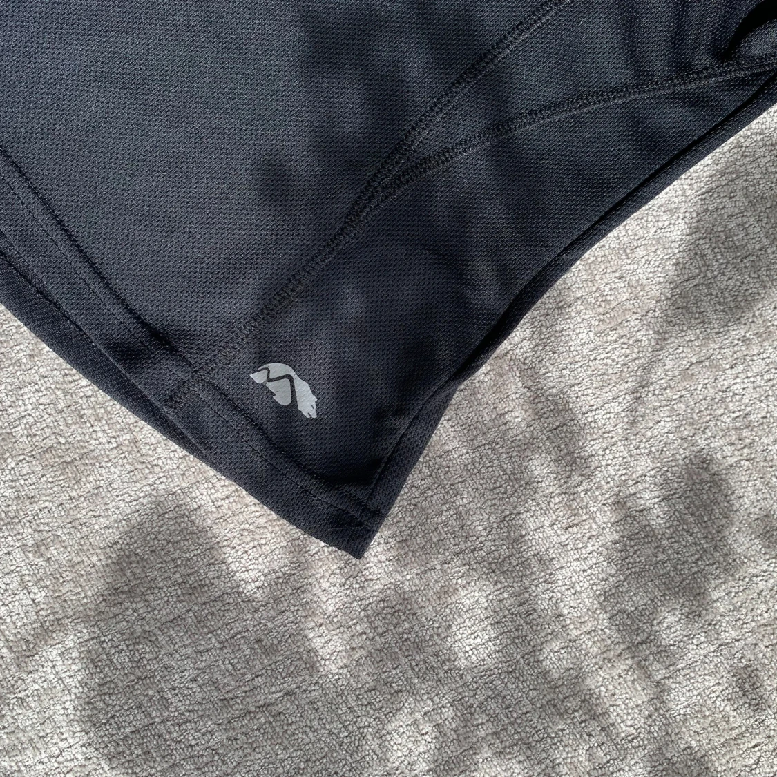 Svart träningst-shirt från Karhd - 2