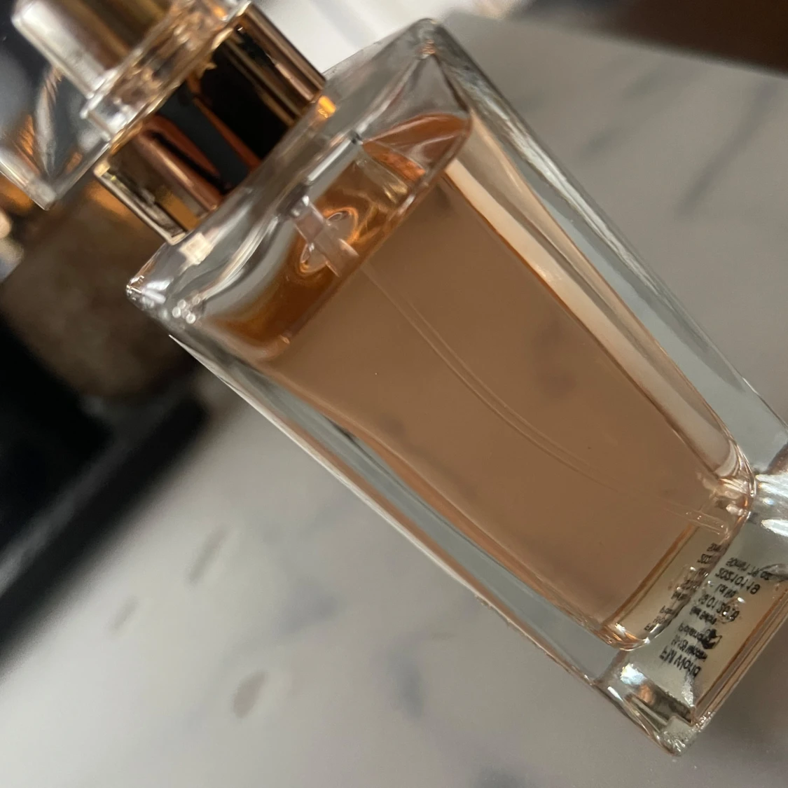 PURE ROYAL parfym 366 från Federico Mahora - 1