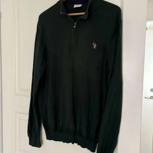 Grön polo långärmad tröja - Tunn och skön, najs till sommaren