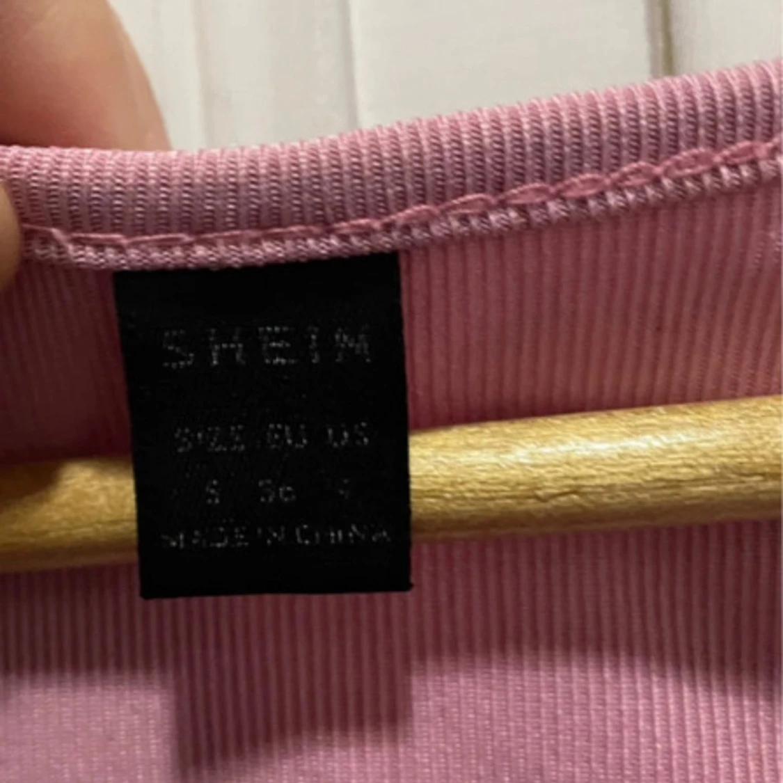 Rosa croppad långärmad topp från SHEIN - 2