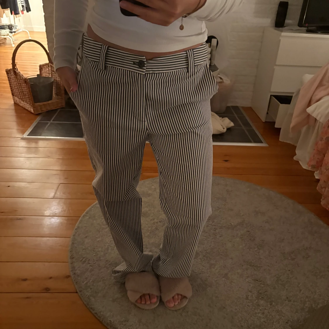 Randiga lågmidjade kostymbyxor  - 1